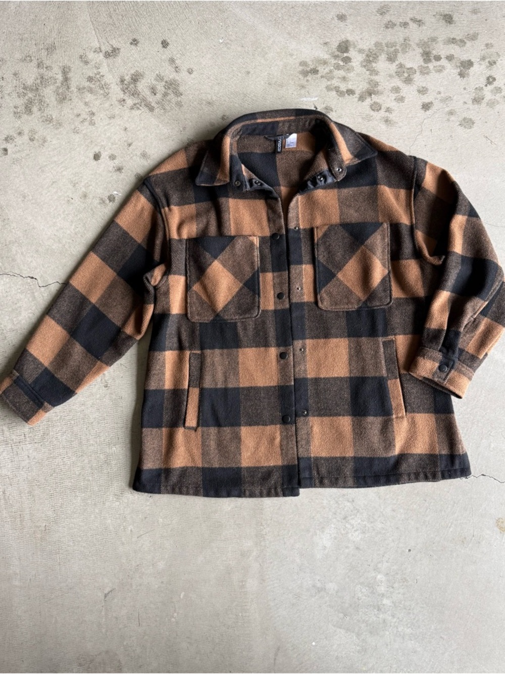 H&M / Oversized Buffalo Plaid Shacket Jacket / Brown Black - Picture 12 of 16